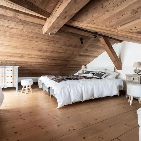 Superbe Avec Piscine A Moriond Chalet