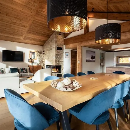 Superbe Avec Piscine A Moriond Chalet Courchevel