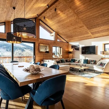 Superbe Avec Piscine A Moriond Chalet
